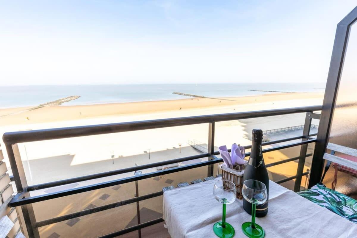 Huswell - Beautiful Spacious Studio With Frontal Sea View Кнокке-Гейст Екстер'єр фото