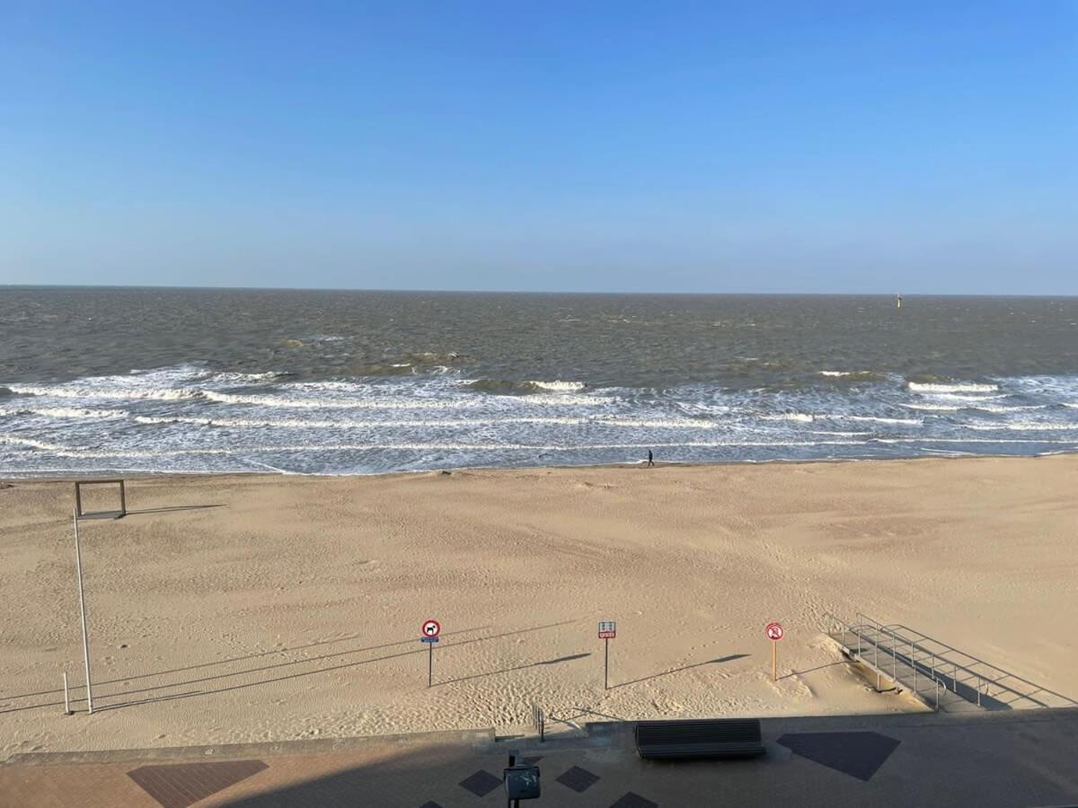 Huswell - Beautiful Spacious Studio With Frontal Sea View Кнокке-Гейст Екстер'єр фото