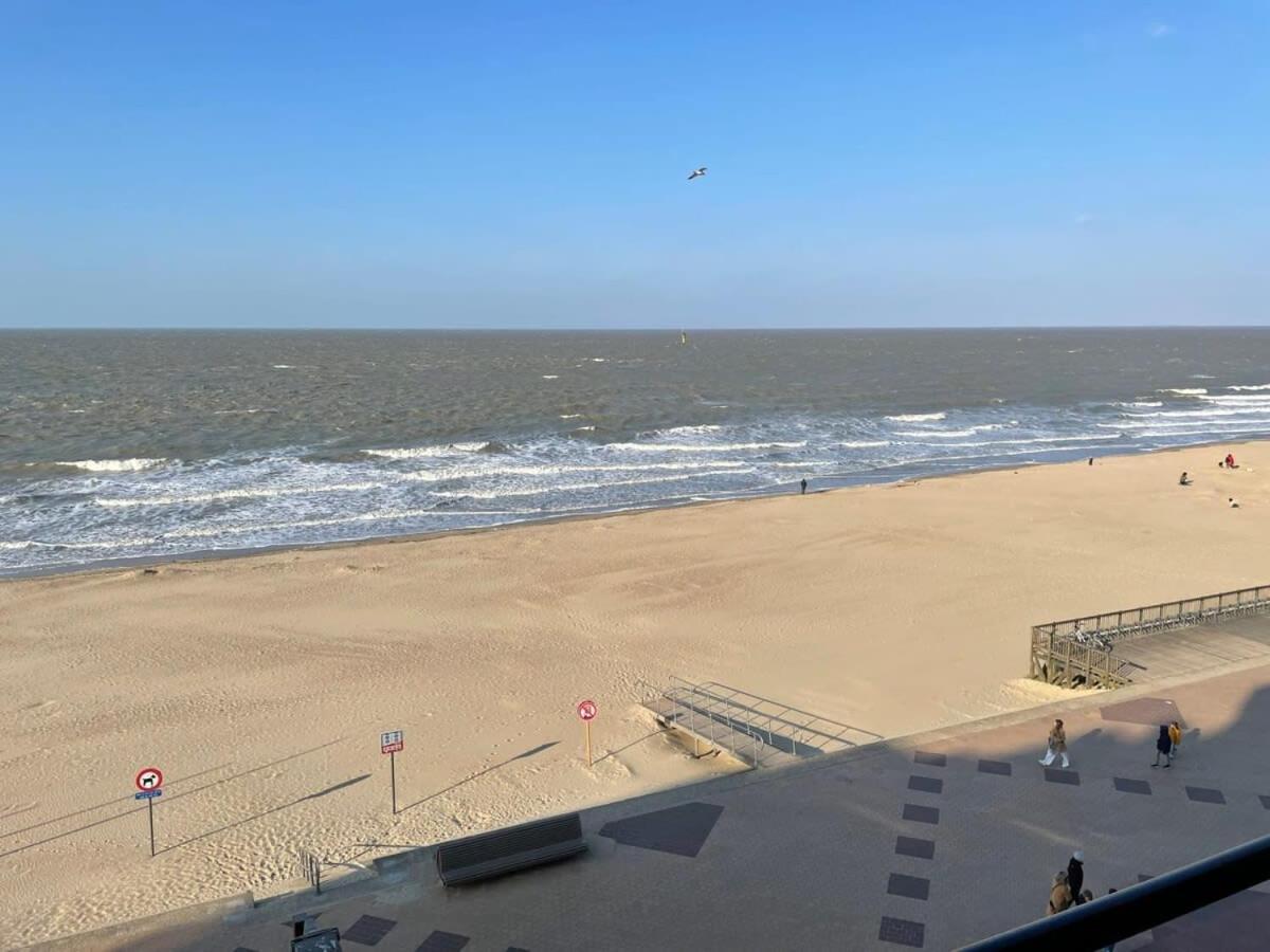 Huswell - Beautiful Spacious Studio With Frontal Sea View Кнокке-Гейст Екстер'єр фото